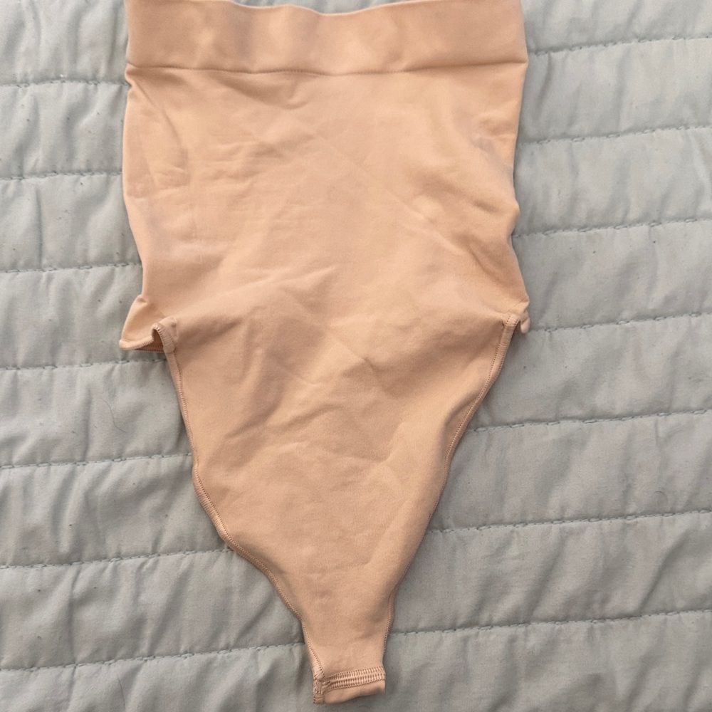 SKIMS Nude Thong Shapewear